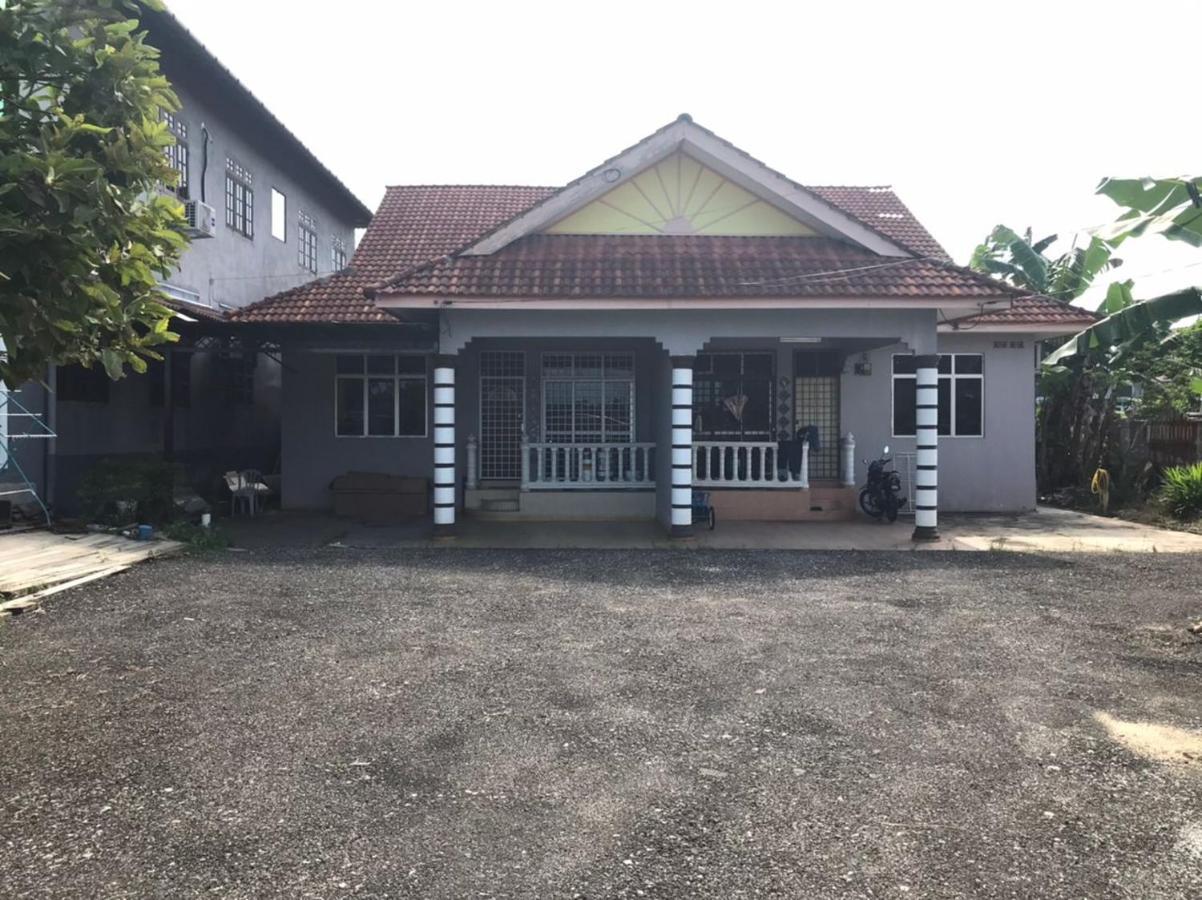 Cozy Homestay Che Yang Kuala Terengganu Exteriör bild