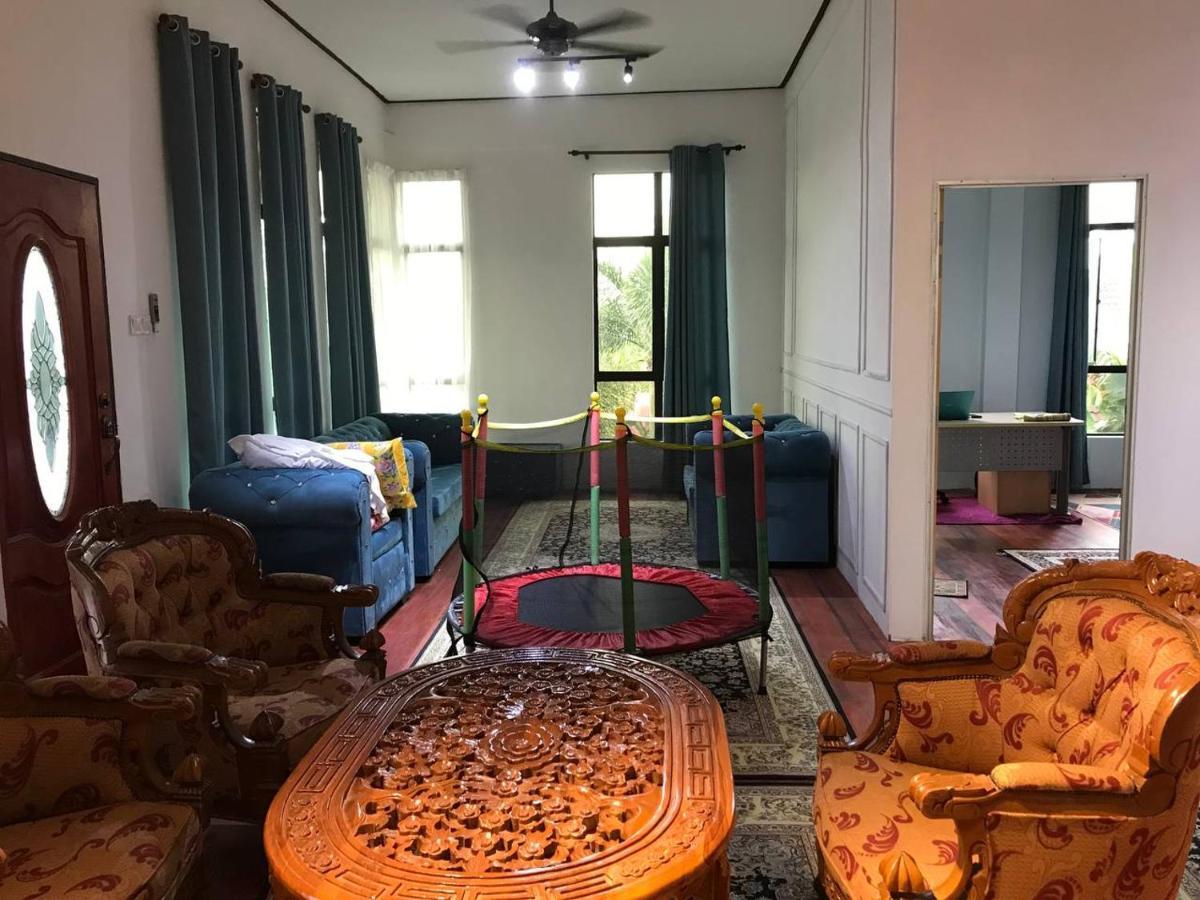 Cozy Homestay Che Yang Kuala Terengganu Exteriör bild